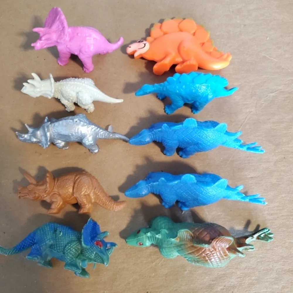 Lot of Vintage Dinosaur Toys - Picture 4 of 6